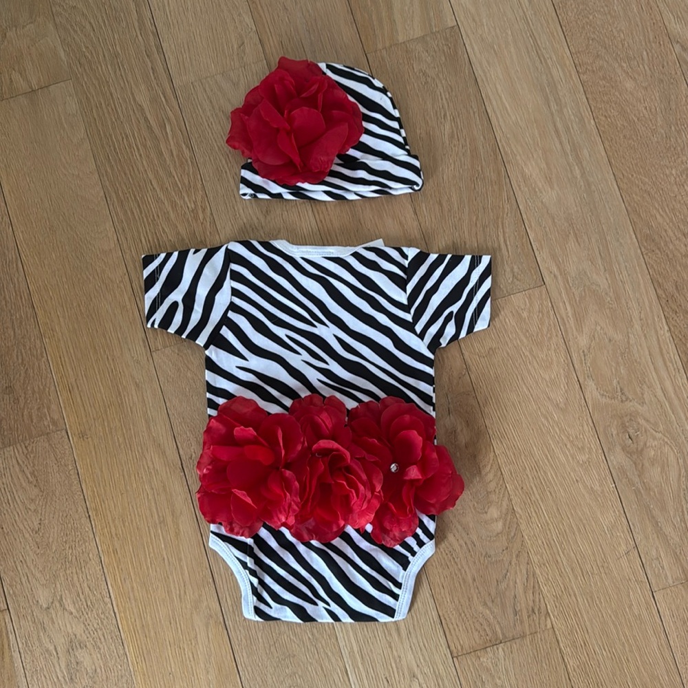 NWT She Bloom Onsie and Hat